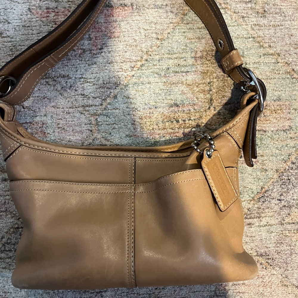 Vintage COACH Leather Shoulder Bag✨